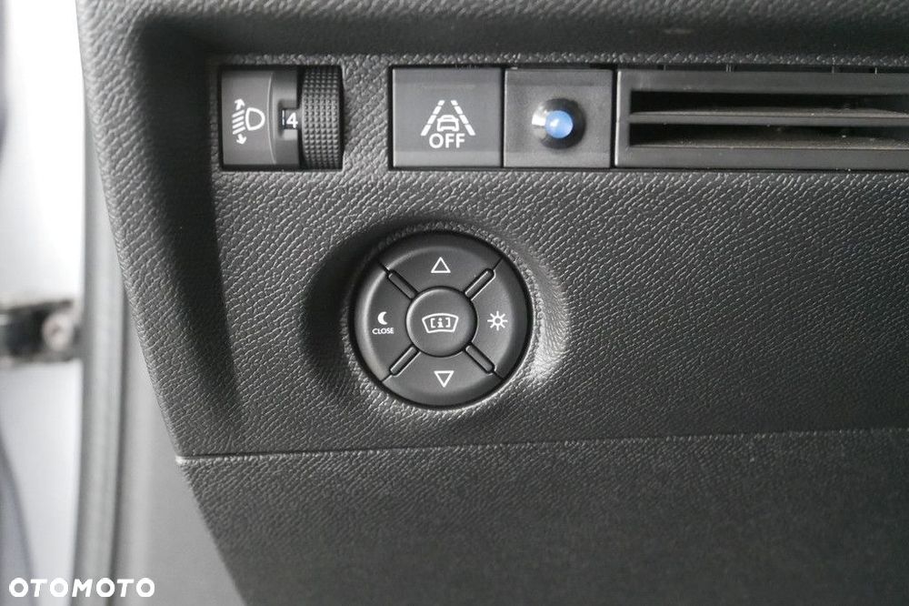 Citroën C4 1.5 BlueHDi Shine S&S - 23