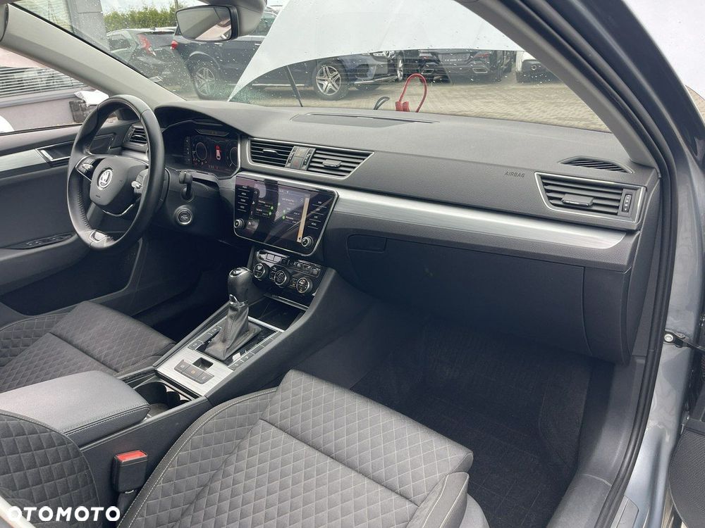 Skoda Superb 2.0 TSI Style DSG - 11