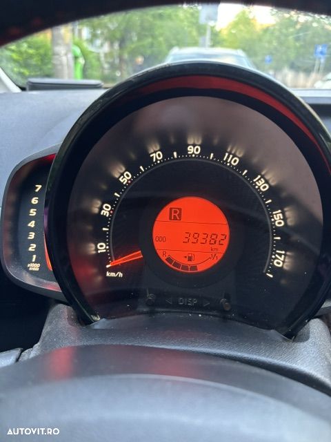Toyota Aygo 1.0 VVY-I 5 usi MultiMode X-clusive - 5