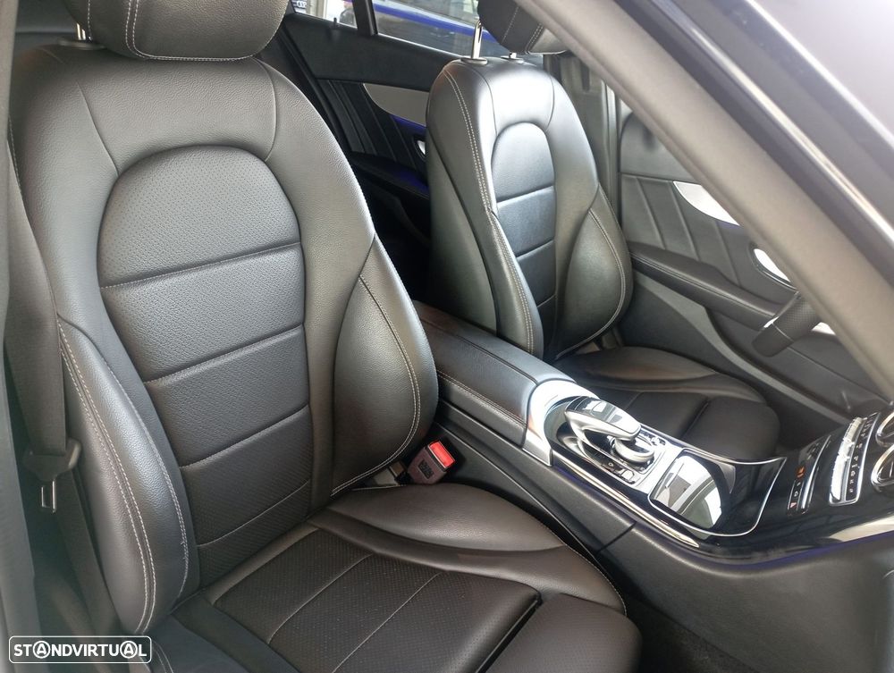 Mercedes-Benz C 300 de AMG Line - 25