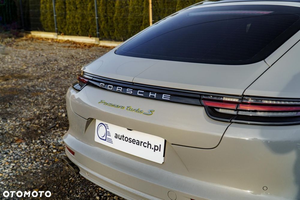 Porsche Panamera Turbo S E-Hybrid - 37