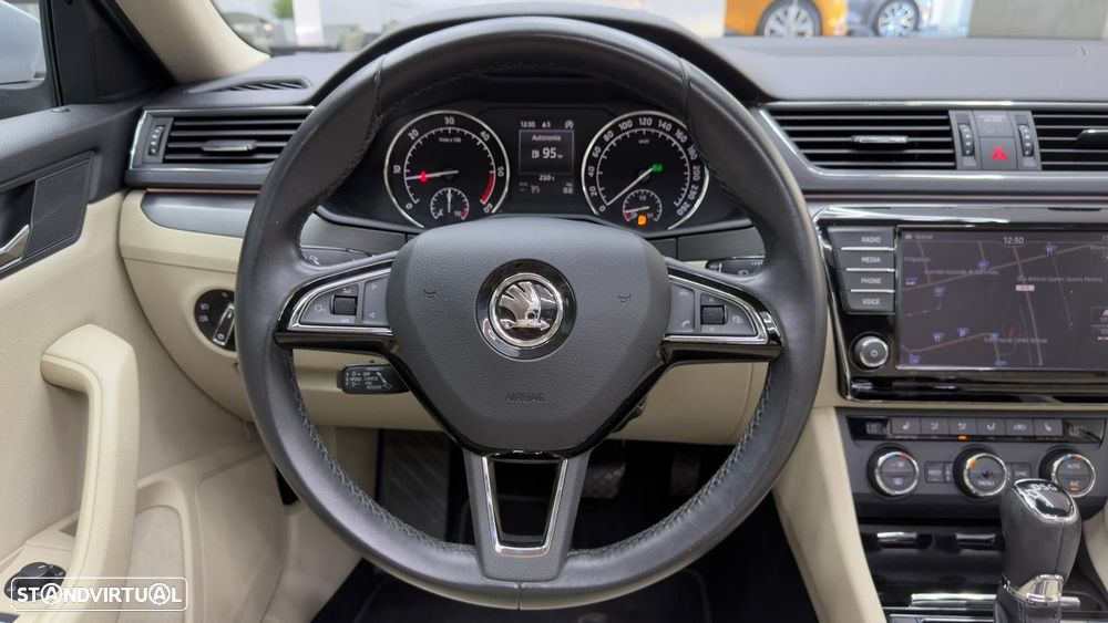 Skoda Superb Break 2.0 TDI Style DSG - 21