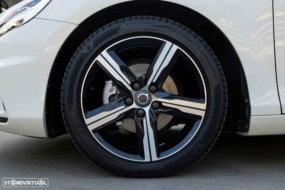Volvo V40 2.0 D2 R-Design Momentum - 7