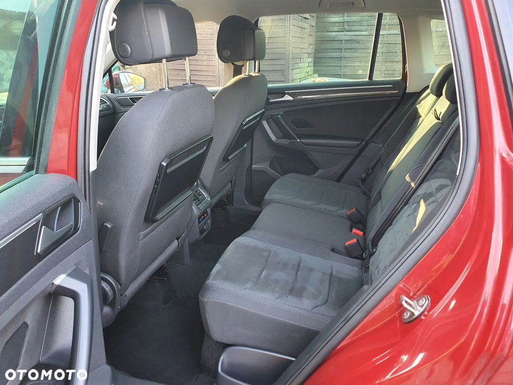 Volkswagen Tiguan - 22