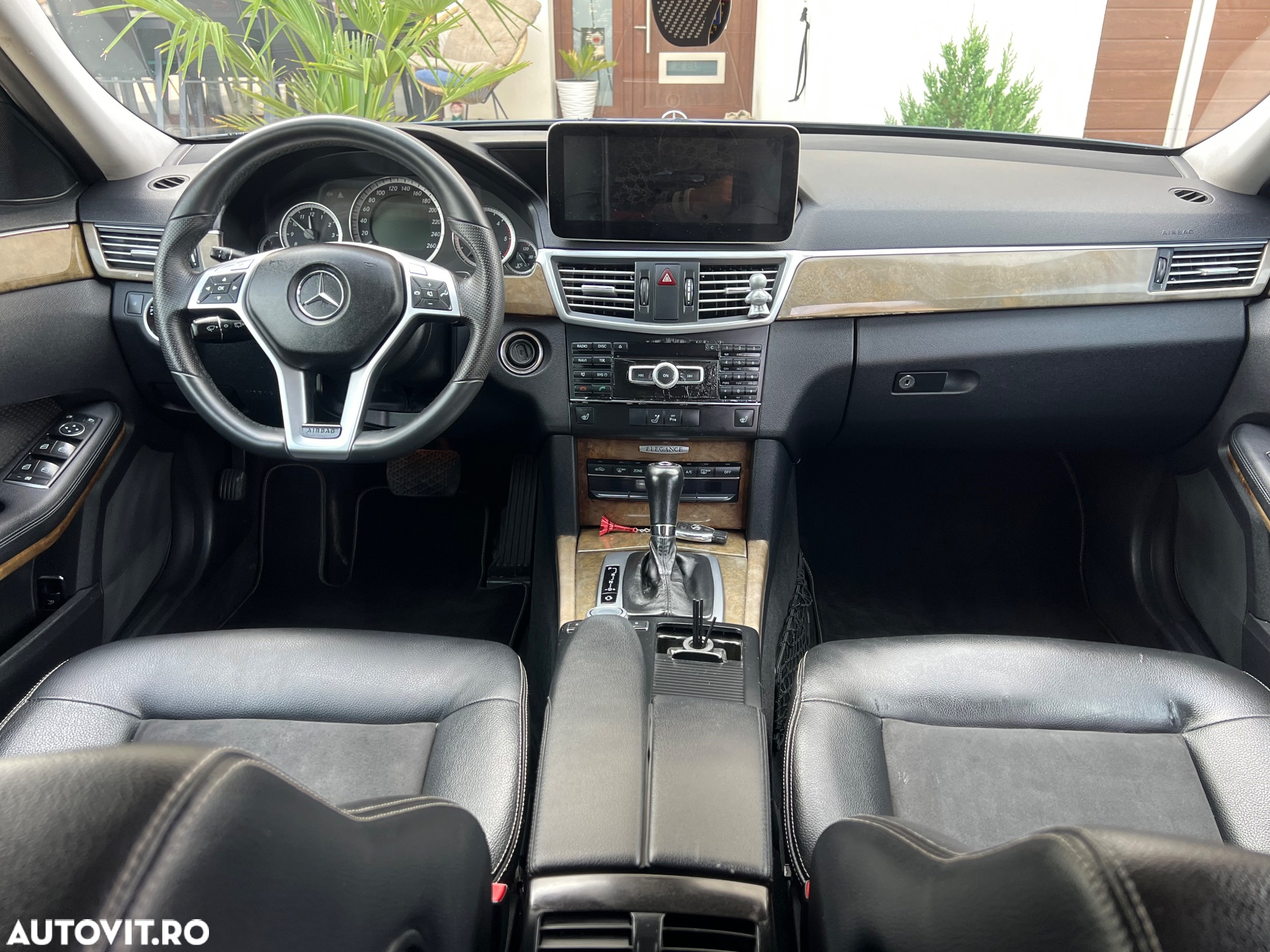 Mercedes-Benz E 200 T BlueTEC 7G-TRONIC Elegance - 6