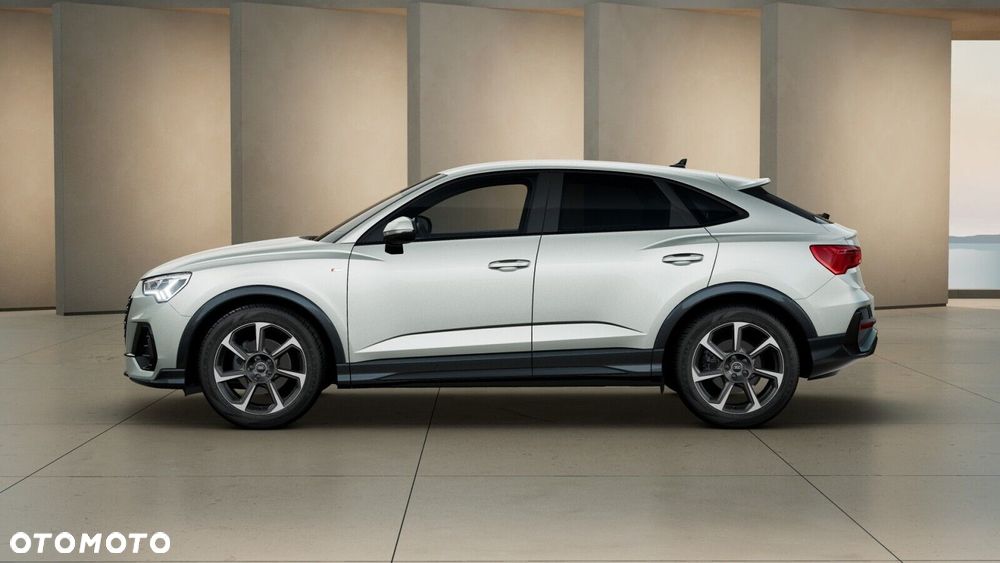 Audi Q3 Sportback - 4