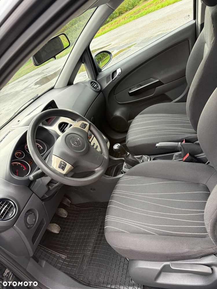 Opel Corsa 1.4 16V Cool - 27