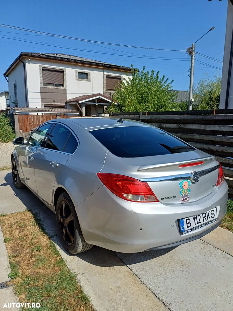 Opel Insignia 2.0 CDTI - 8
