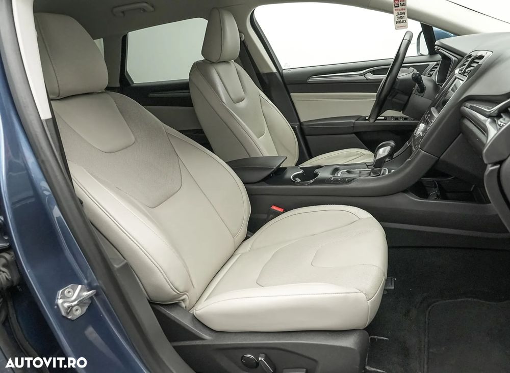 Ford Mondeo 2.0 HEV Titanium - 15