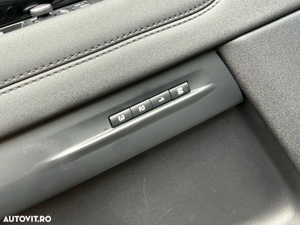 Land Rover Range Rover Evoque 2.0 D165 MHEV Dynamic SE - 25