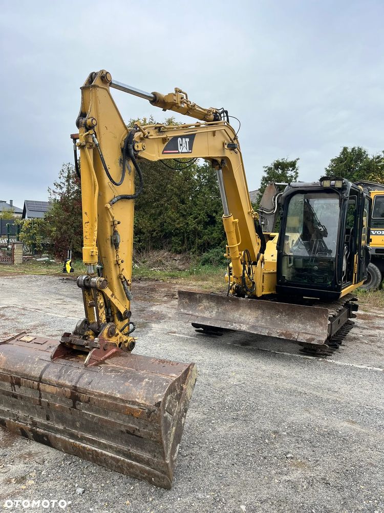 Caterpillar 307C - 4