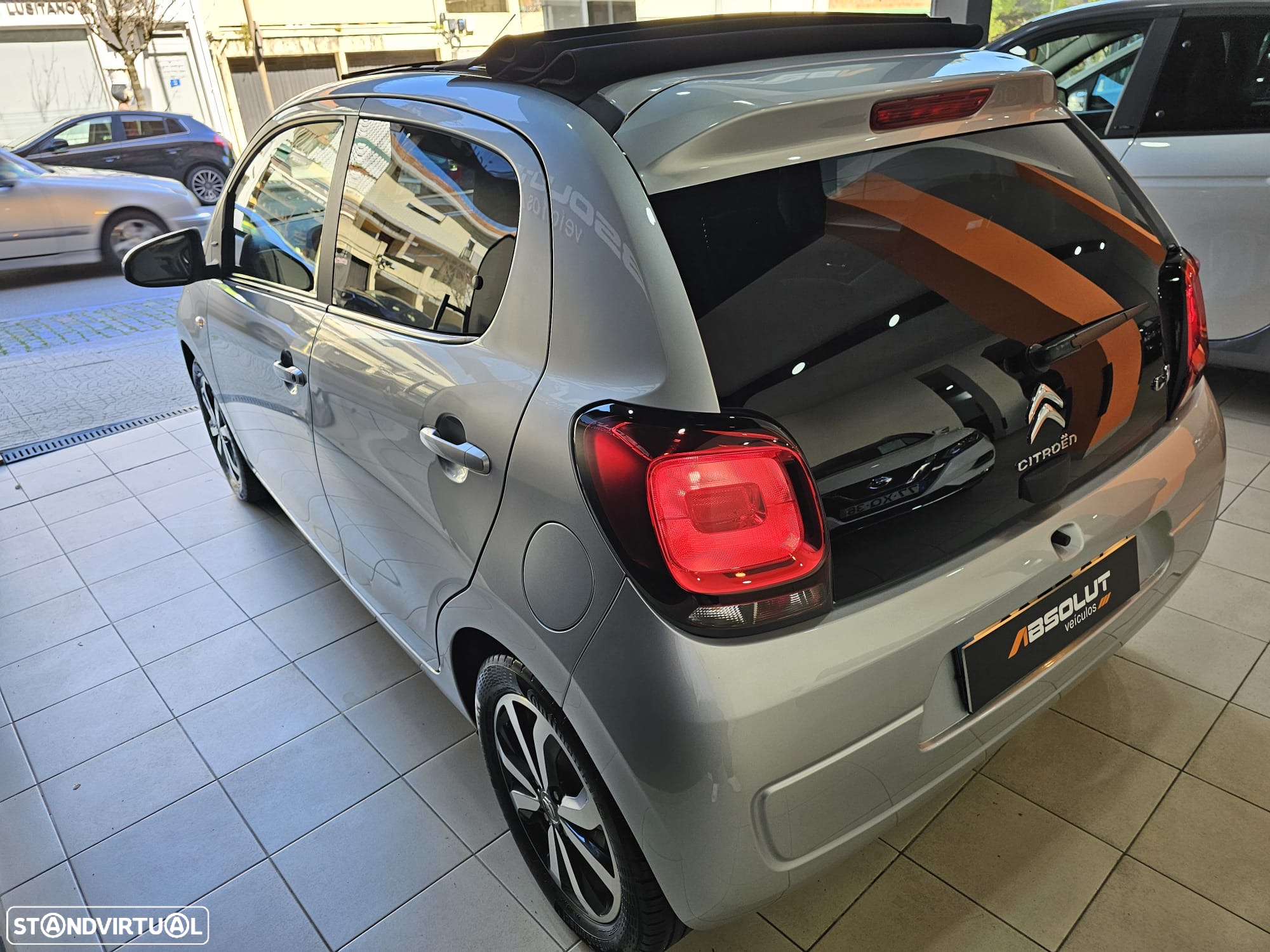 Citroën C1 Airscape 1.0 VTi Shine - 11