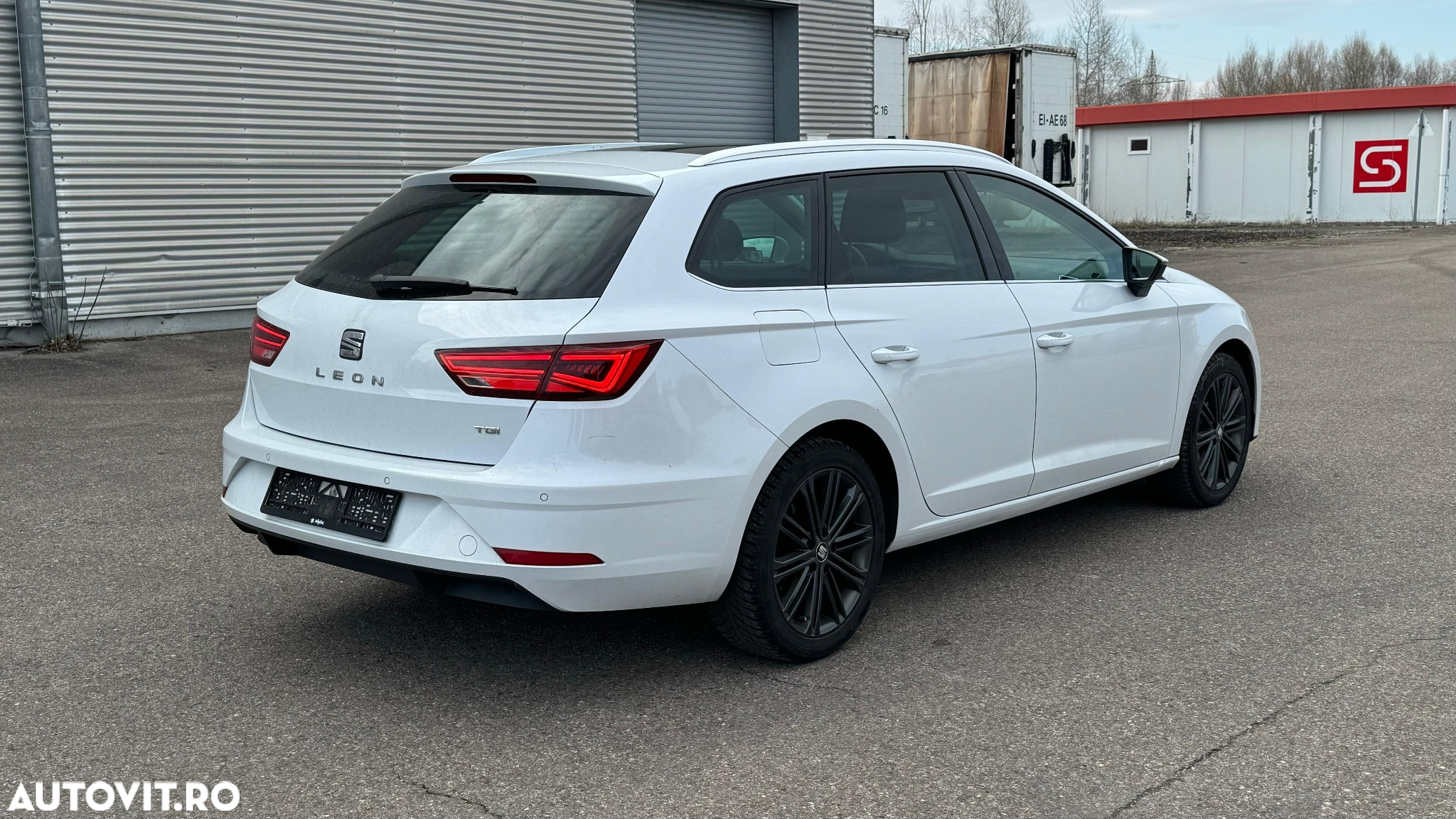 Seat Leon 1.5 TGI Start&Stop DSG Xcellence - 4