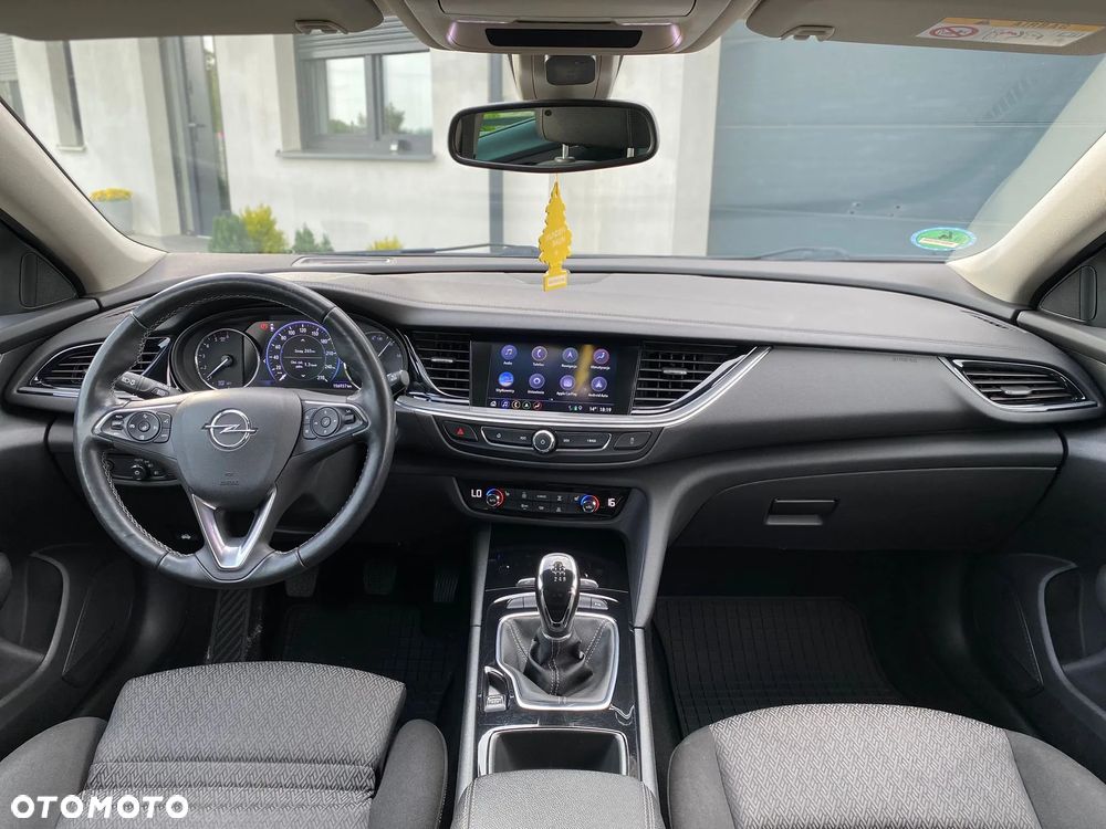Opel Insignia 2.0 - 35