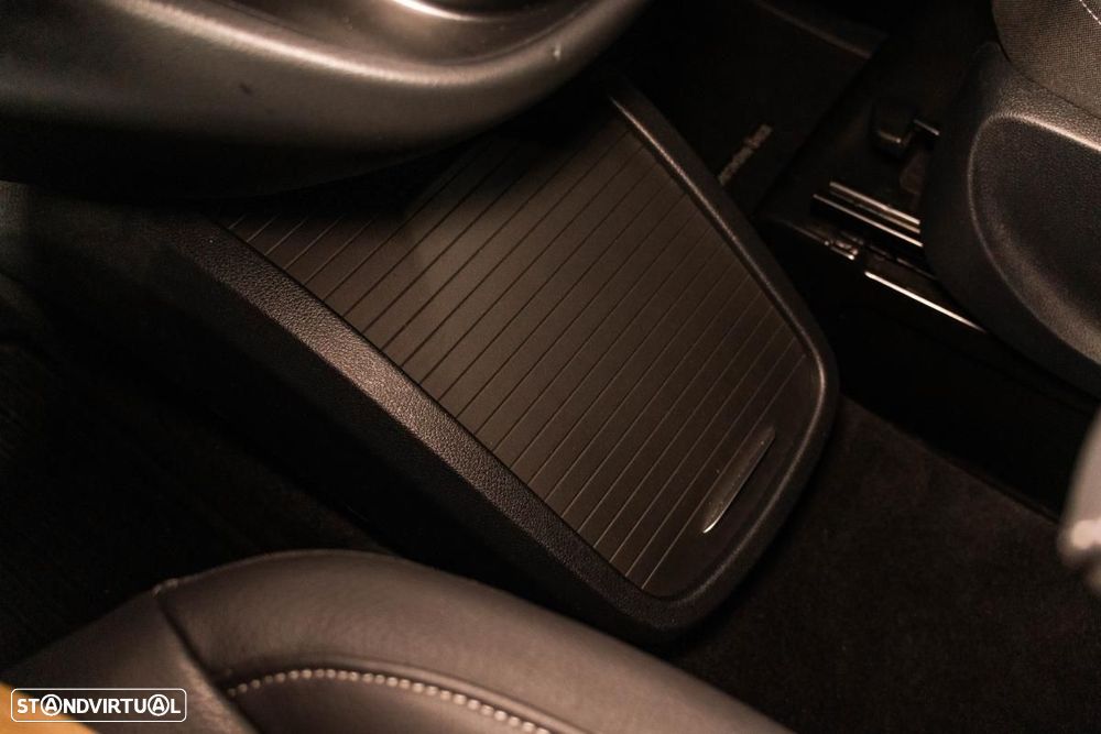 Mercedes-Benz EQV 300 Longo - 32