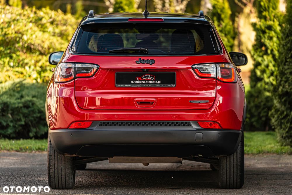 Jeep Compass - 16