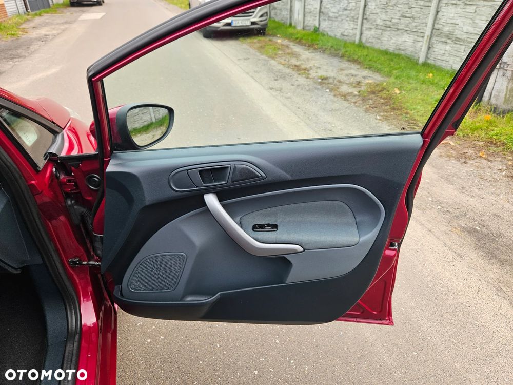 Ford Fiesta 1.25 Gold X - 19