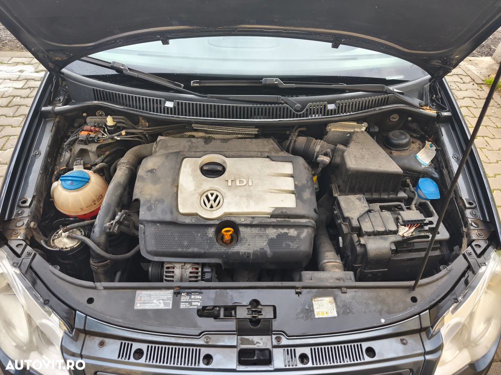 Volkswagen Polo 1.4 TDI Blue Motion Technology Allstar - 15