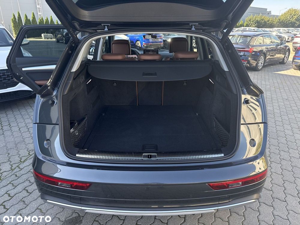 Audi Q5 35 TDI mHEV Advanced S tronic - 36