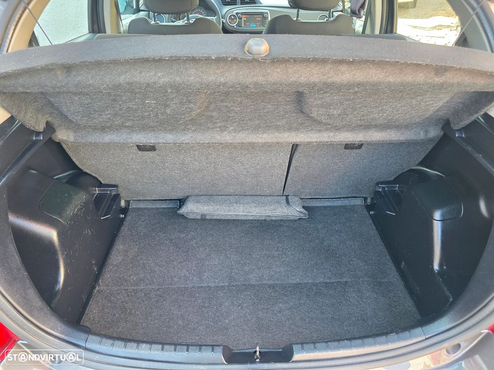 Toyota Yaris 1.0 VVT-i Comfort+P.Style - 23