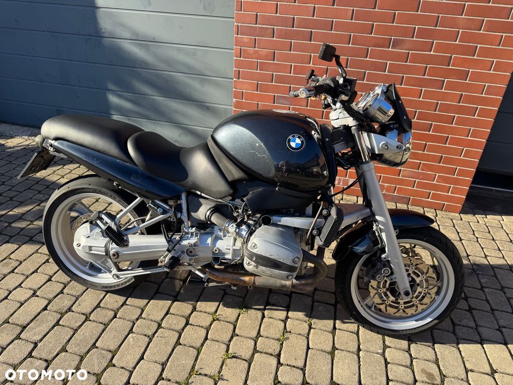 BMW R - 1