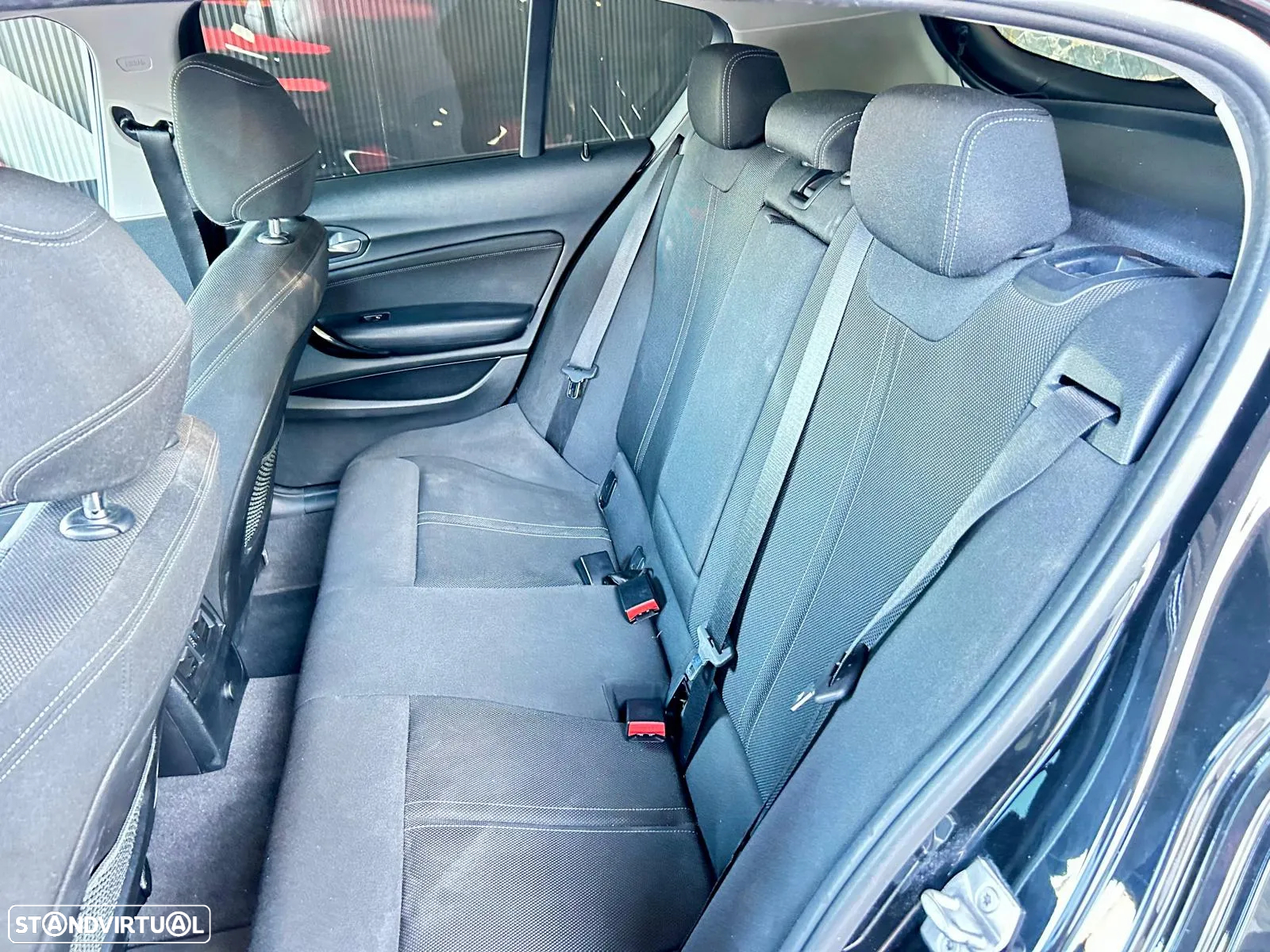 BMW 116 d Line Sport - 23