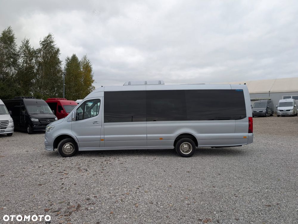 Mercedes-Benz Sprinter 519 - 11