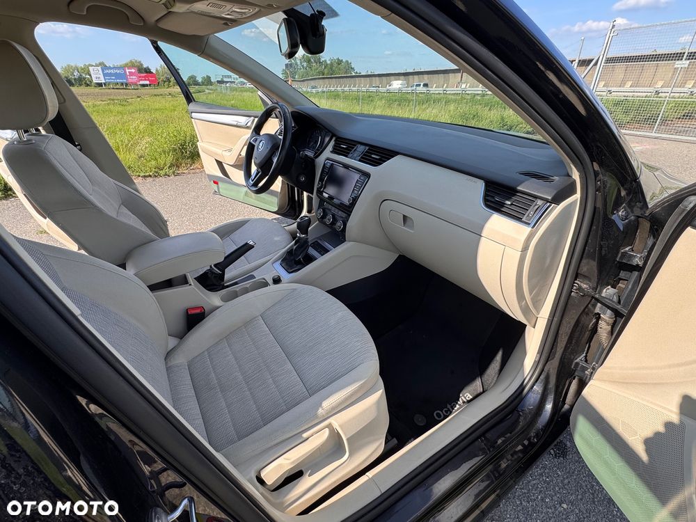 Skoda Octavia 2.0 TDI Style - 15