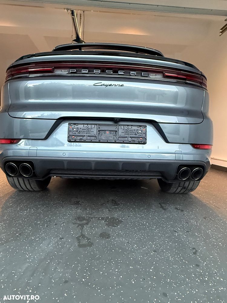 Porsche Cayenne Coupe Black Edition - 4
