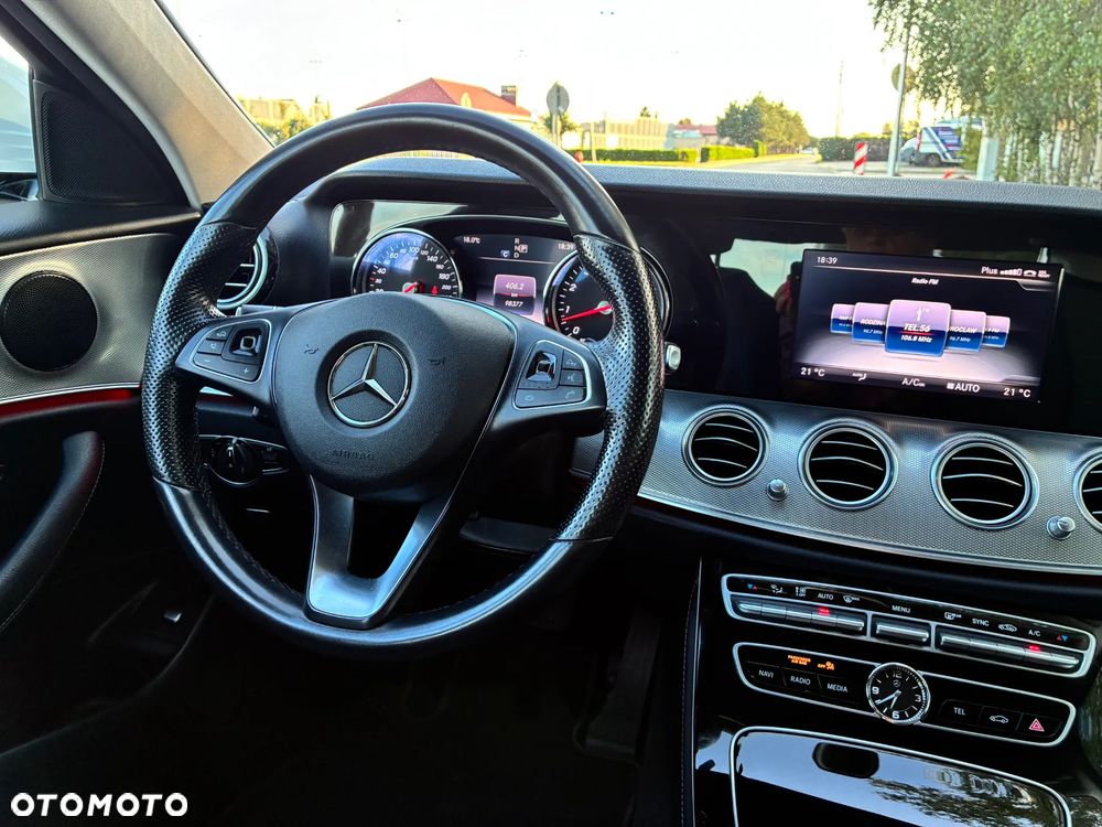 Mercedes-Benz Klasa E 200 9G-TRONIC Avantgarde - 15