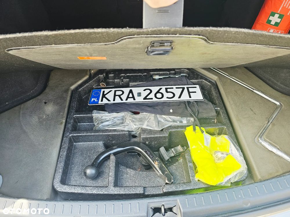 Toyota Avensis 1.8 Prestige - 19