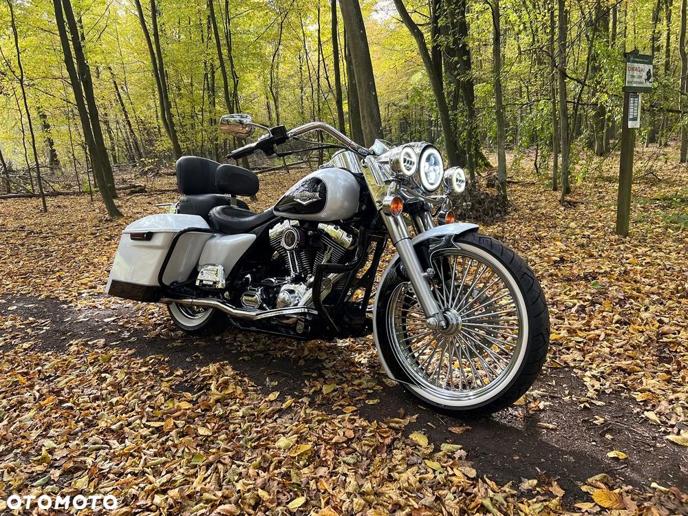 Harley-Davidson Touring Road King - 8