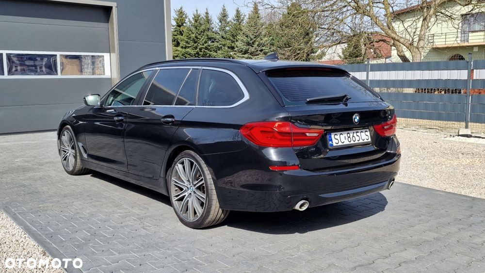BMW Seria 5 530d Sport Line - 15