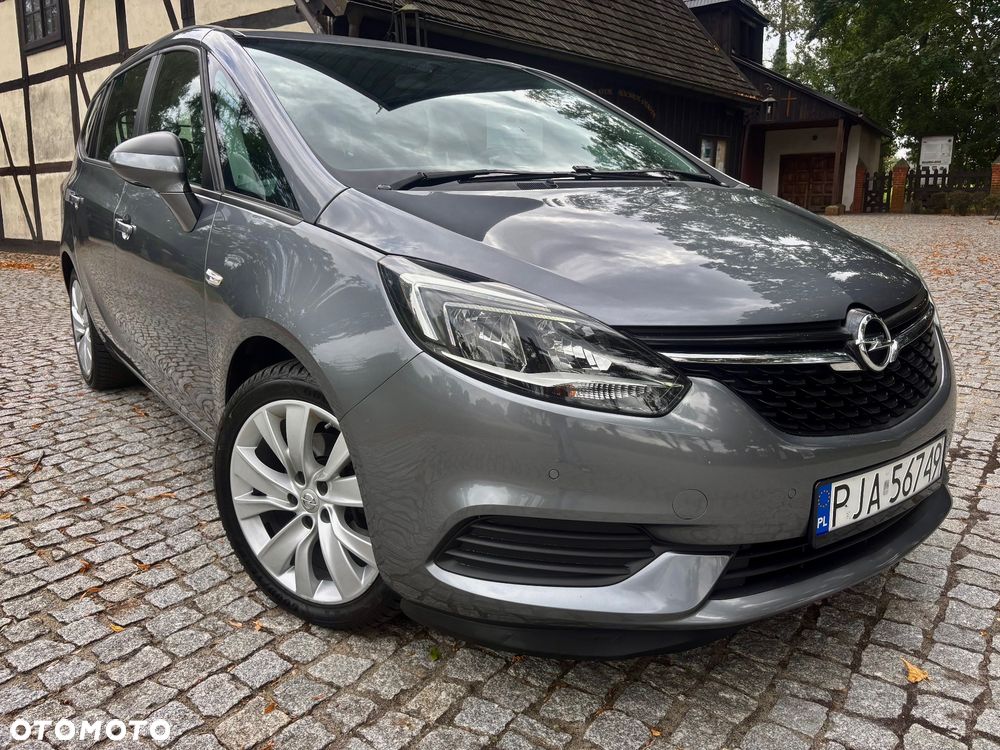 Opel Zafira - 1