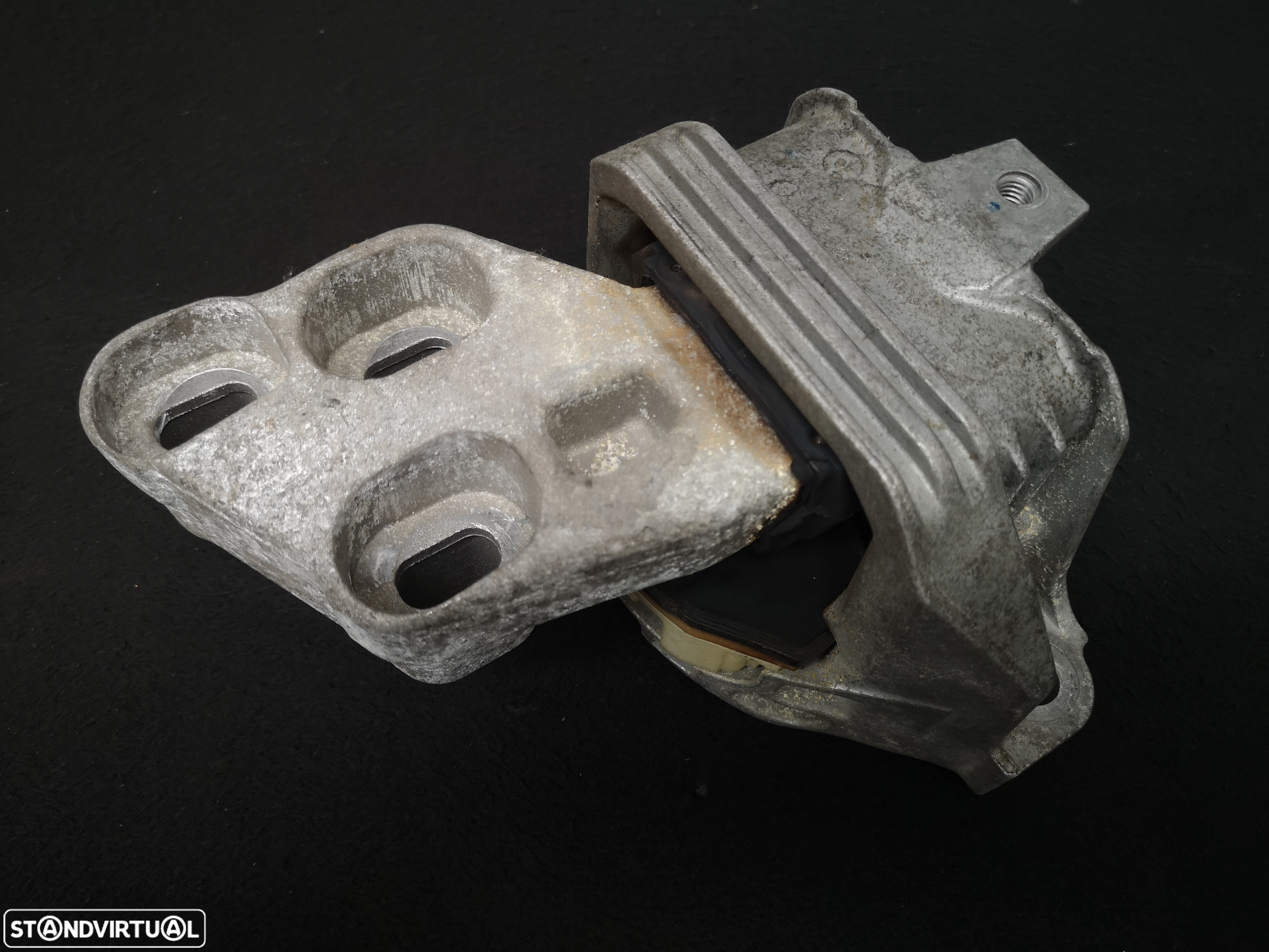 Apoio de motor Mercedes CDI W176 W117 W246  2014+ (2x no estoque) GLA200 - 3