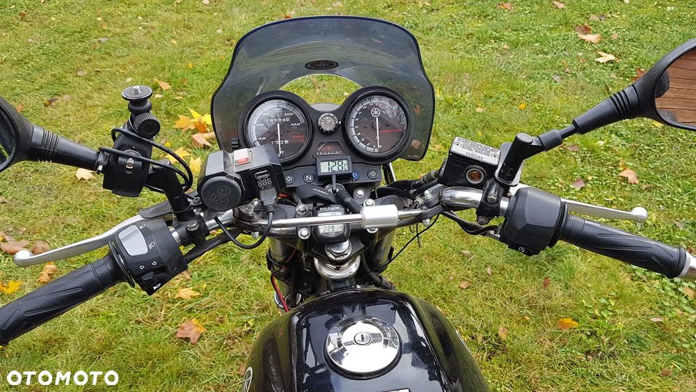 Yamaha YBR - 4