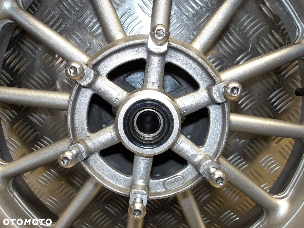 Felga koło przód J18M/CxMT4.00 YAMAHA XV 1900 ROADLINER/STRATOLINER 06-10r   PN. 1D7-25168-01 - 2