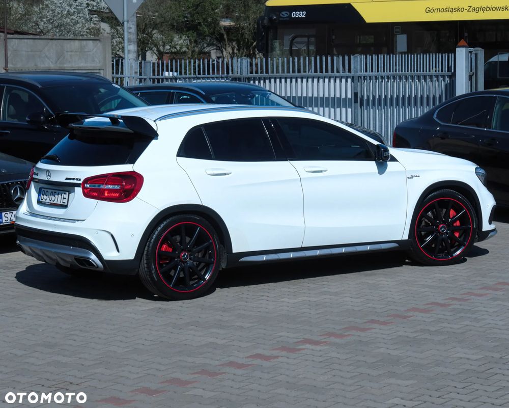 Mercedes-Benz GLA 45 AMG 4-Matic Edition 1 - 37