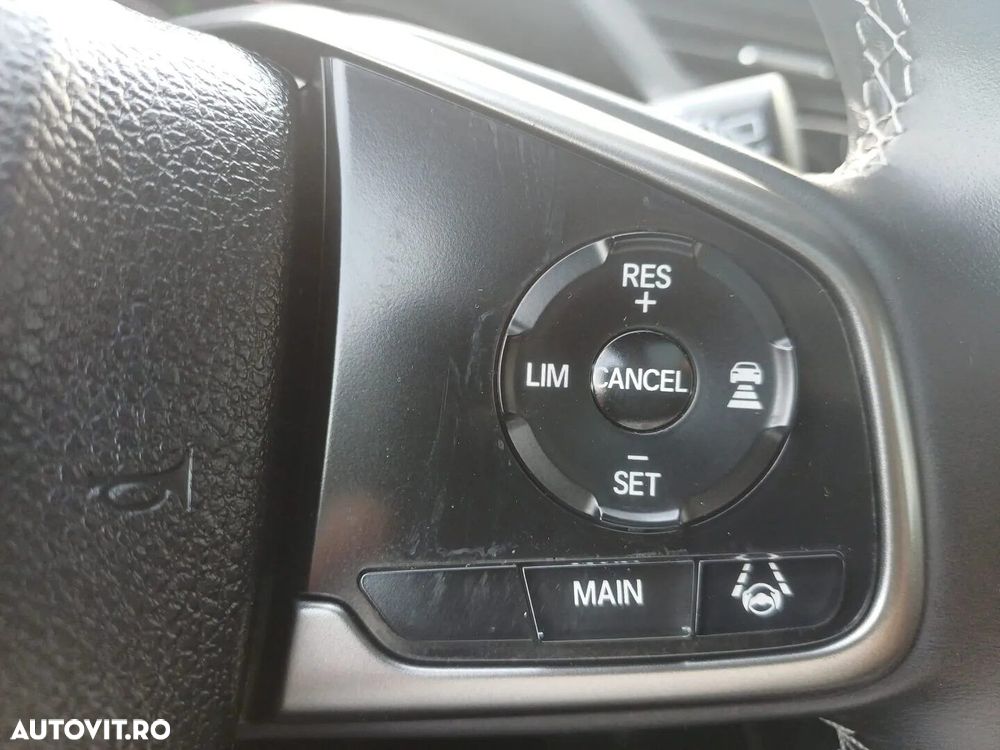 Honda Civic 1.5 VTEC Turbo Sport Plus - 17