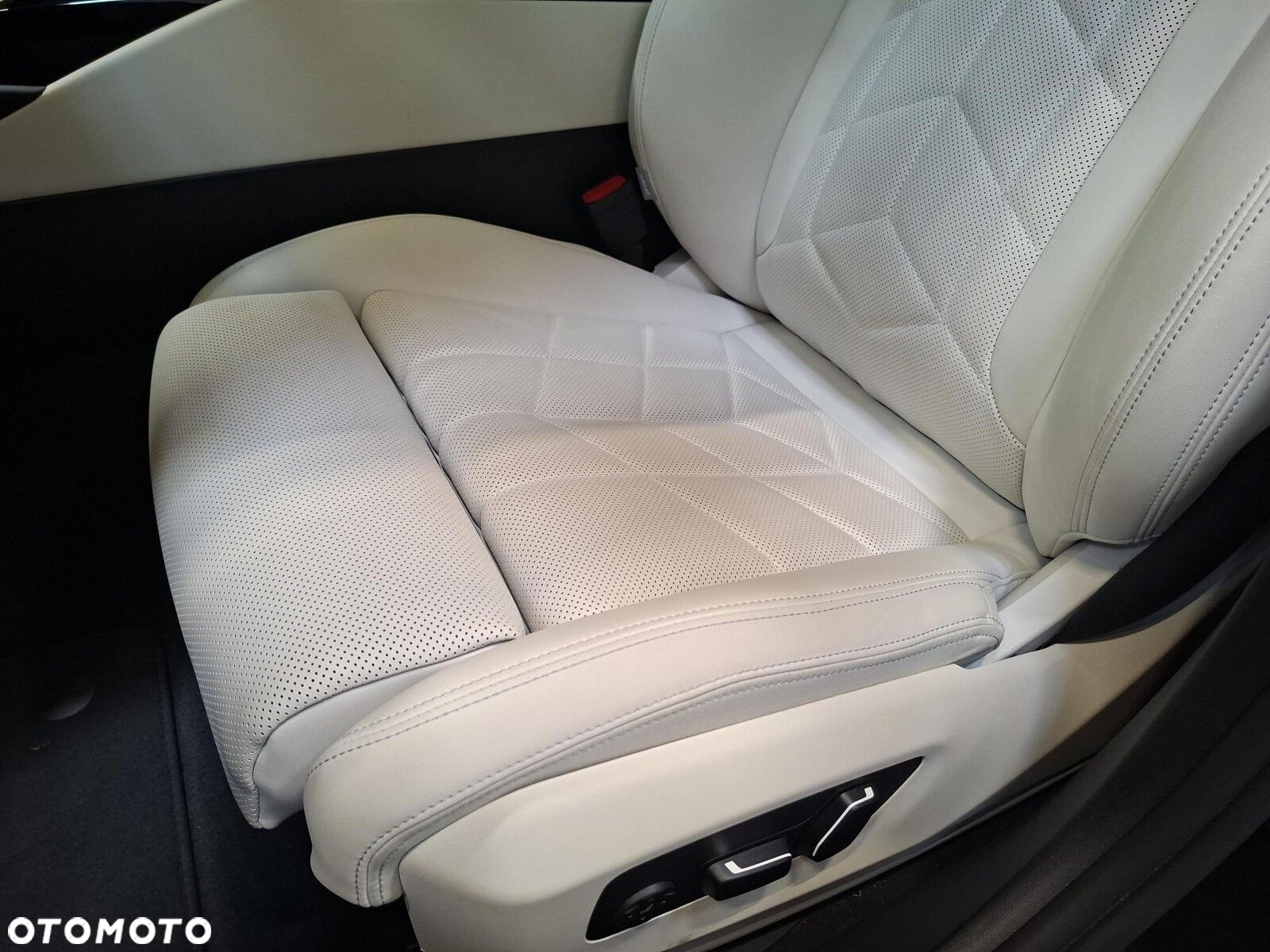 BMW Seria 5 - 13