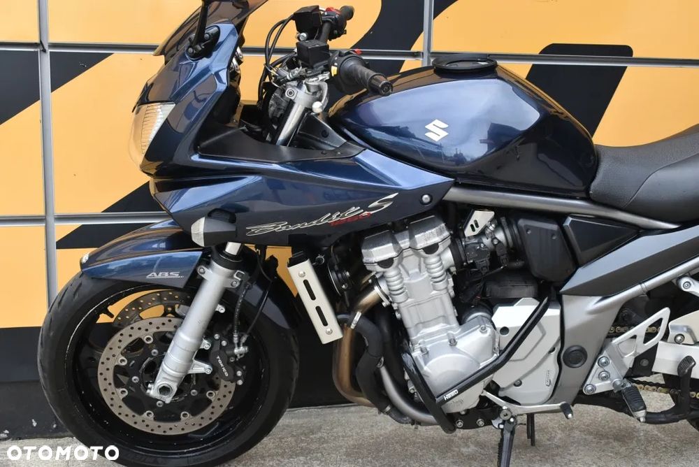 Suzuki Bandit - 10