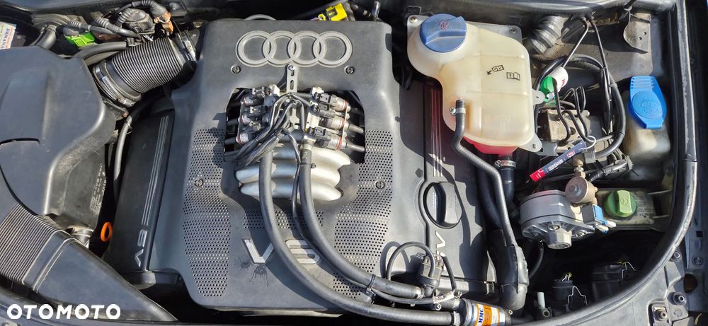 Audi A4 Avant 2.8 Quattro - 8