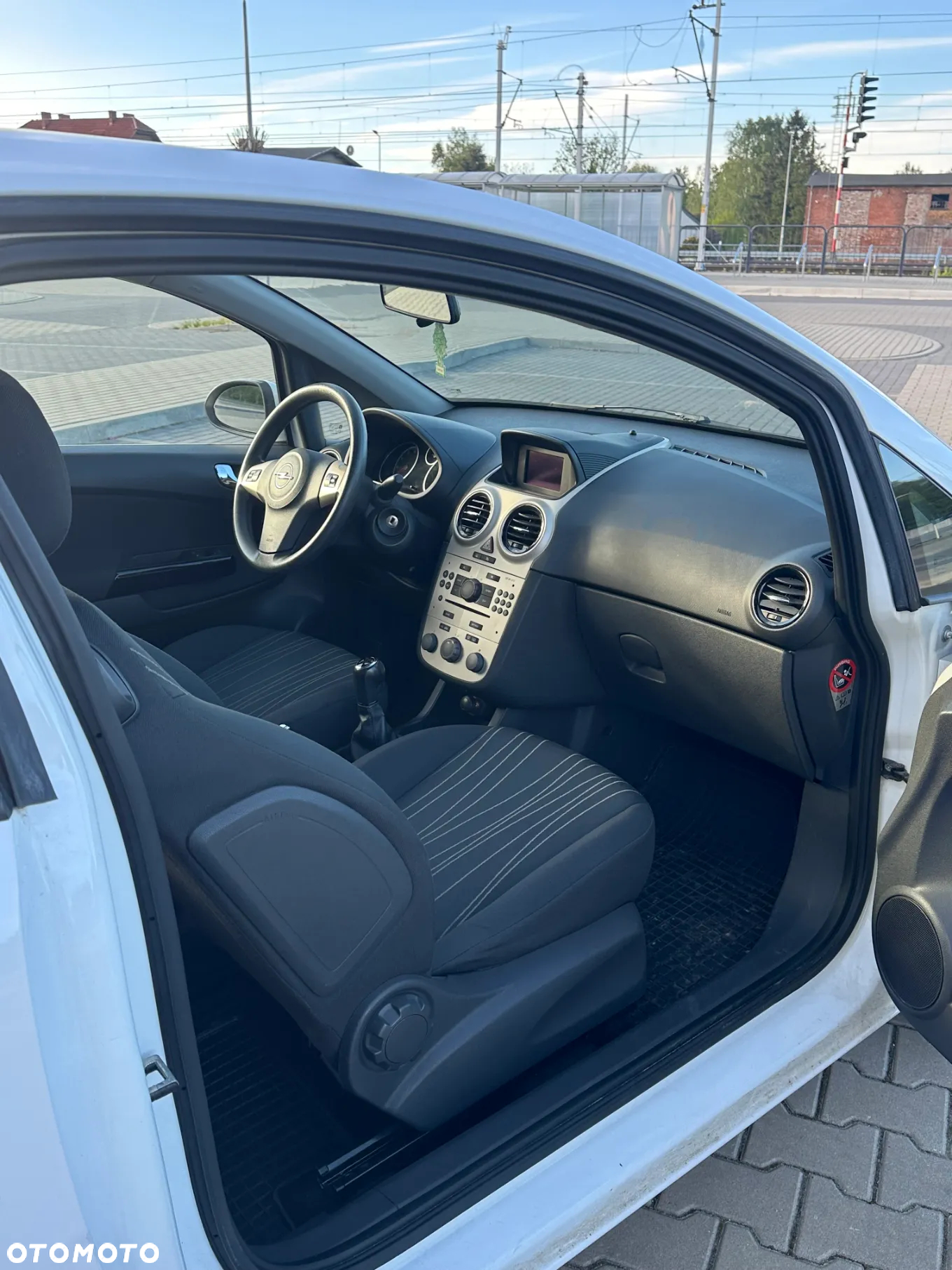 Opel Corsa - 2