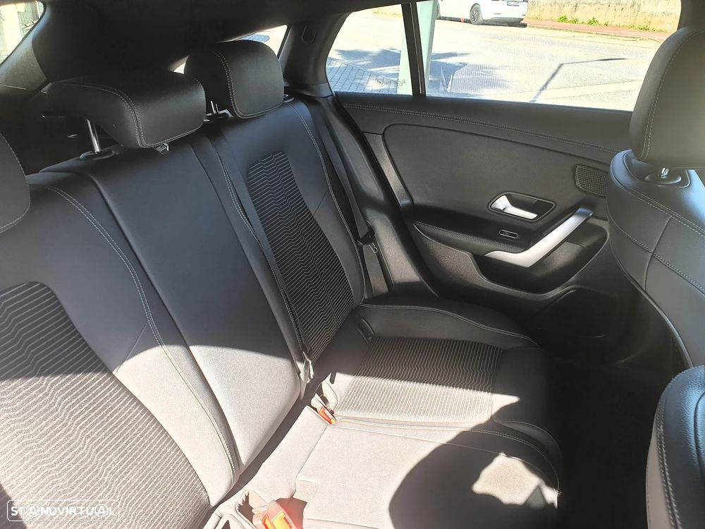 Mercedes-Benz CLA 180 d Progressive - 39