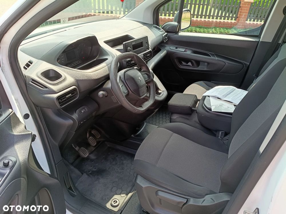 Peugeot Partner - 10