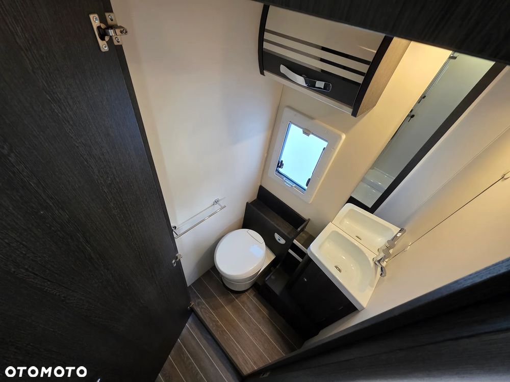 Ford Roller Team Kronos 284TL - 14