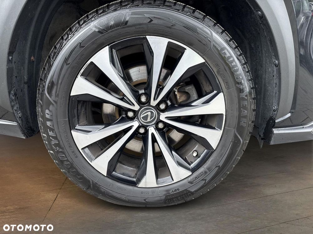 Lexus NX 300 F Impression AWD - 18
