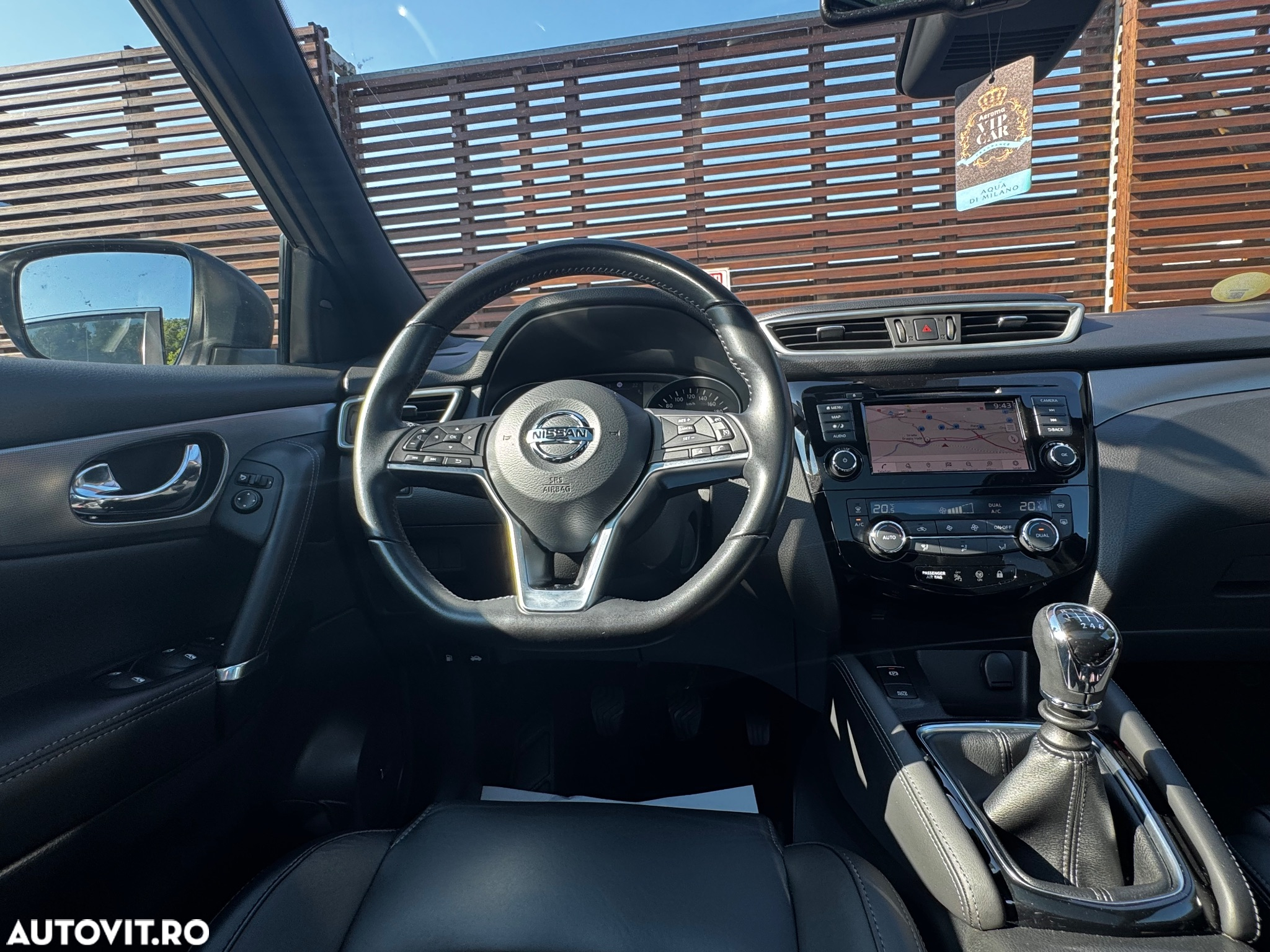 Nissan Qashqai 1.7 dCi TEKNA+ - 20