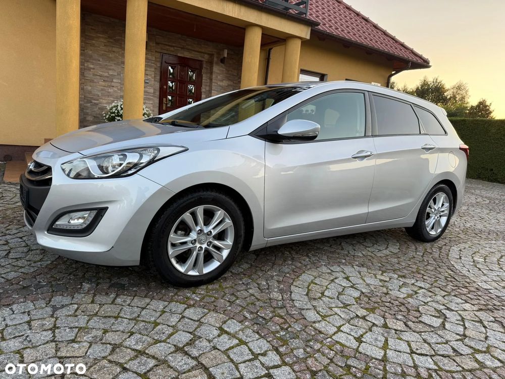 Hyundai i30 1.6 CRDi Premium - 5