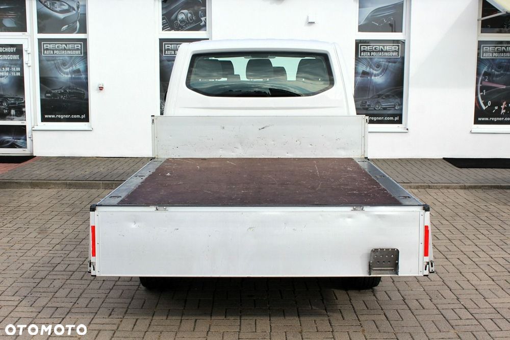 Volkswagen Transporter - 8